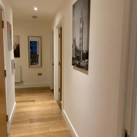 Dockland Excel 2 Bedroom Apartment Londres Exterior foto